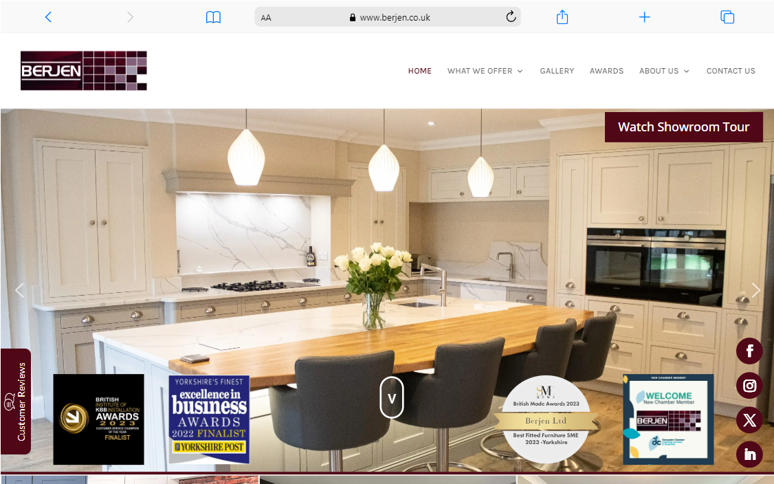 A website with a kitchen and dining room.